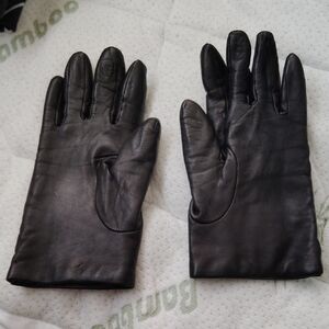 Italian Black Leather Gloves